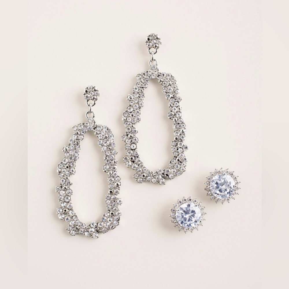 NWT - Chico’s Silvertone Chandelier And Stud Earring Set